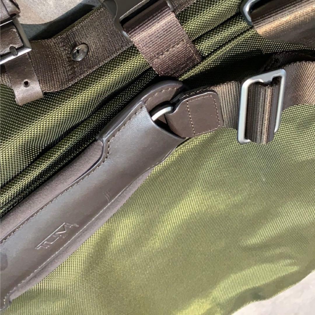 ⭐︎極美品⭐︎ TUMI トライフォールド ガーメントバッグ オリーブグリーン