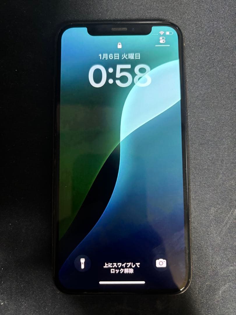 Apple iPhone Xs ゴールド　64GB SIMフリー