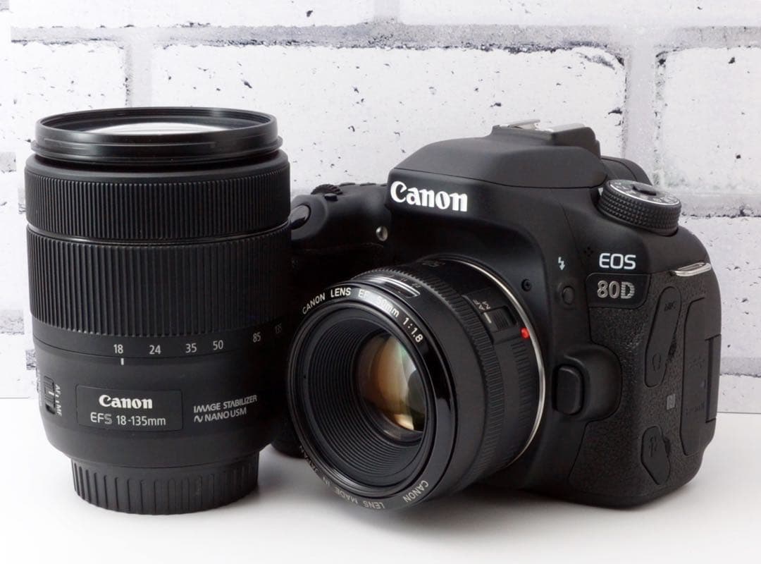 専用★超美品！Canon EOS 80D●高倍率、単焦点付き●カメラバック付き