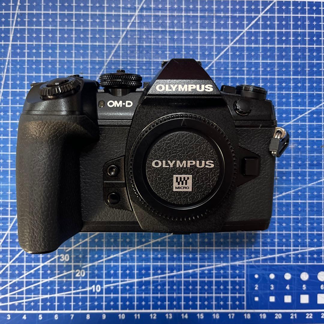 OLYMPUS OM-D E-M1 MarkⅡ ボディ純正バッテリー2個付き