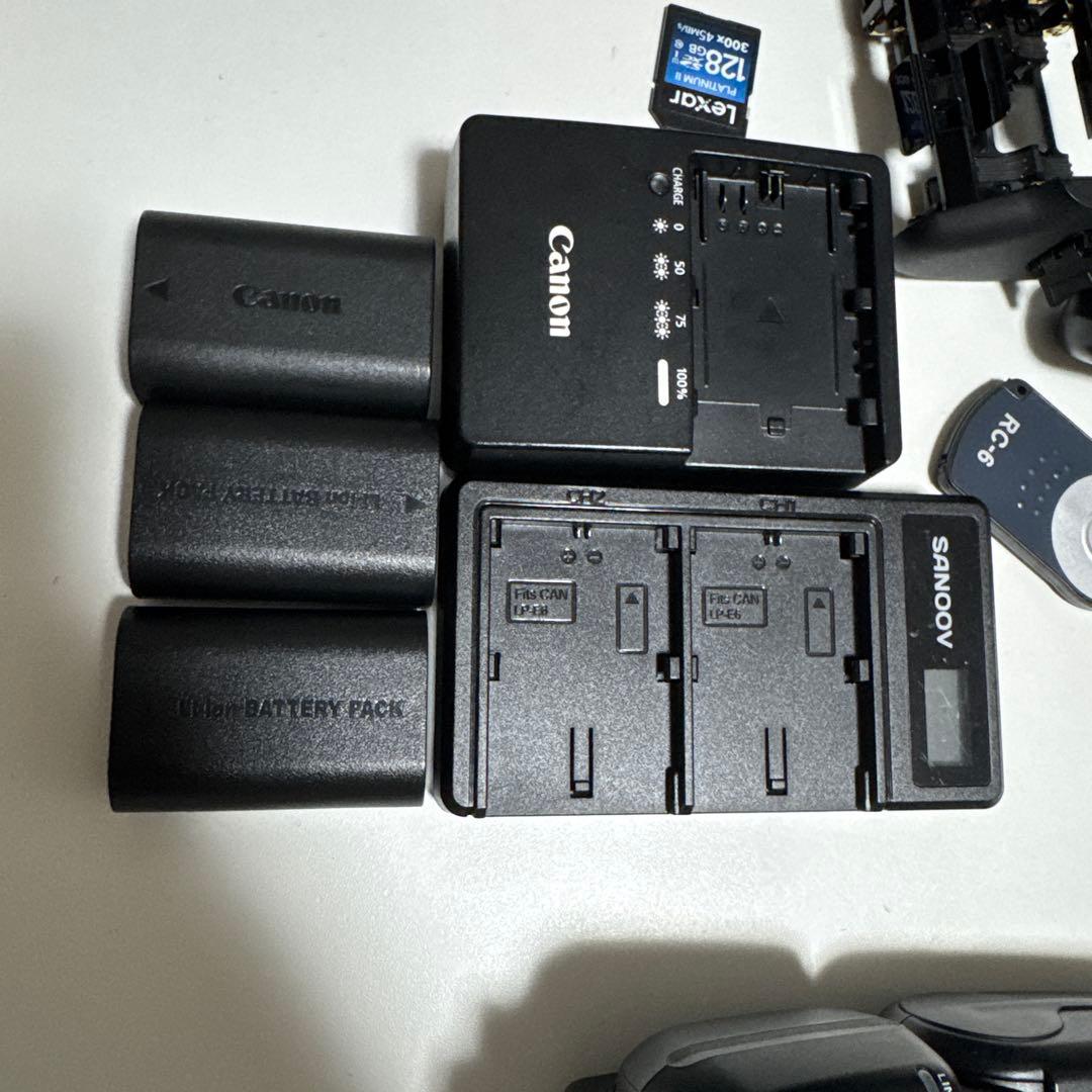 【カメラ好き必見！】Canon EOS 7DMarkII 本体と付属品一式