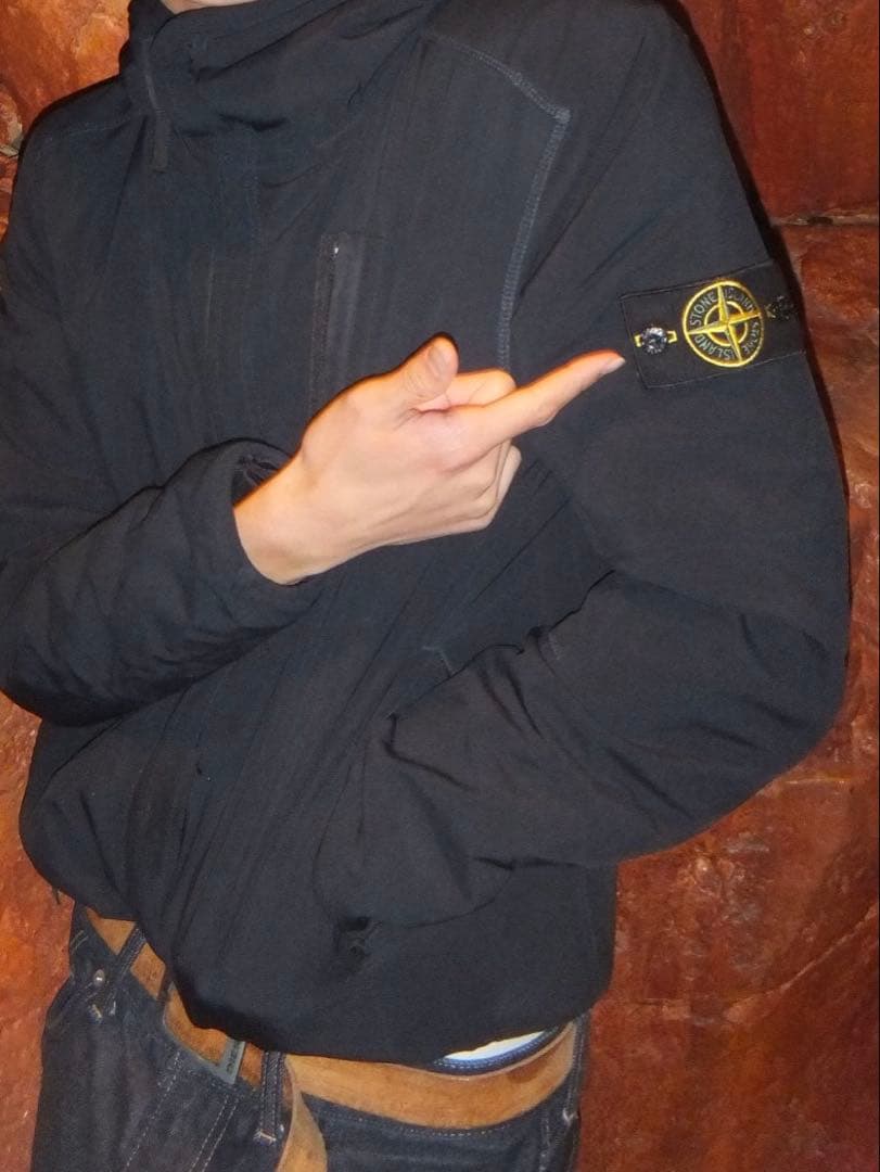 STONE  ソフトシェルプリマロフトジャケット　ナイロンジャケット