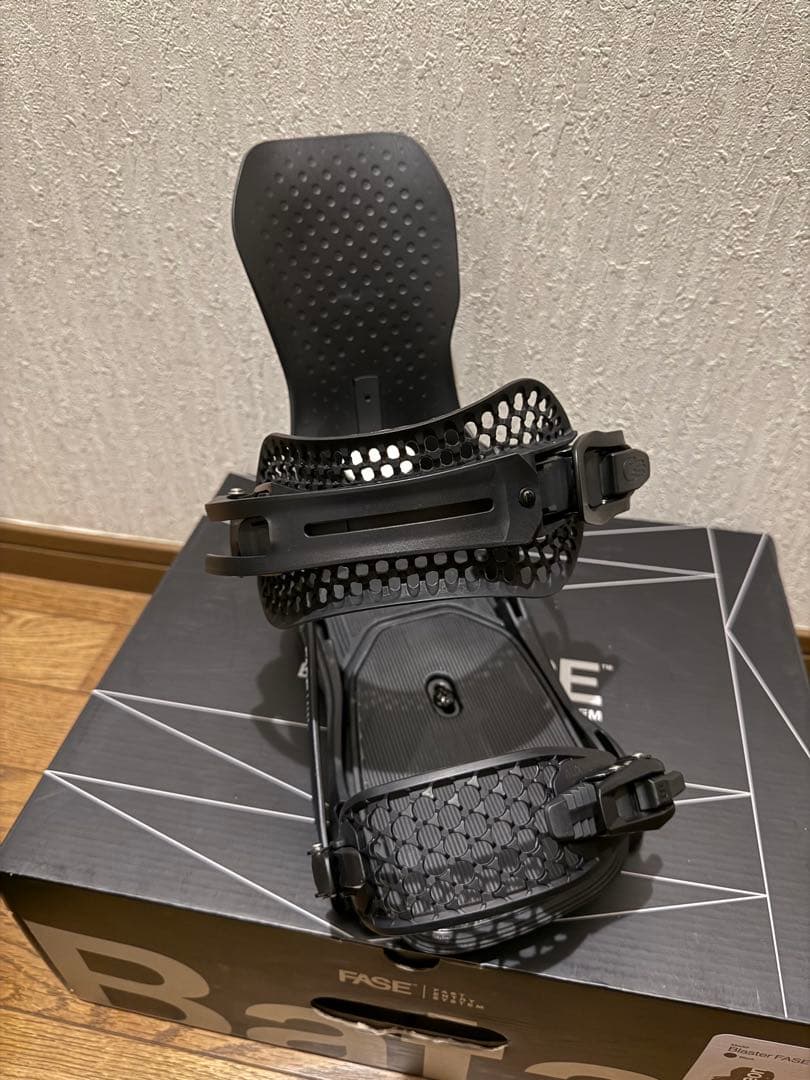 BATALEON ビンディング FASEシステム搭載　M/L 25-26