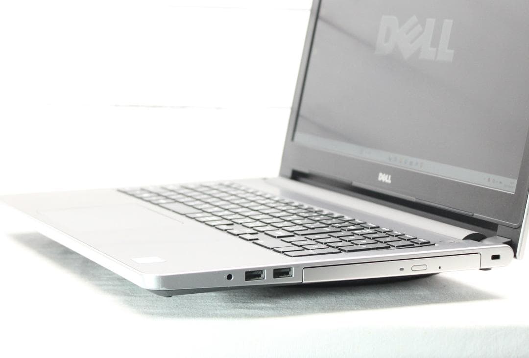 Windowsノート本体 Dell Inspiron 15 i7 8GB SSD480 Win11