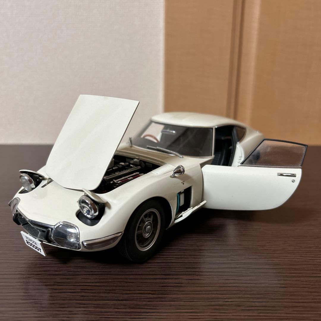AUTOART オートアート TOYOTA 2000GT 模型