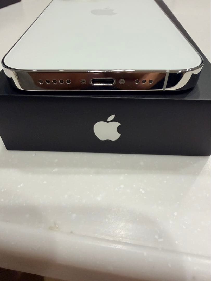 z*m様 Apple iPhone 13 Pro 256GB シルバー