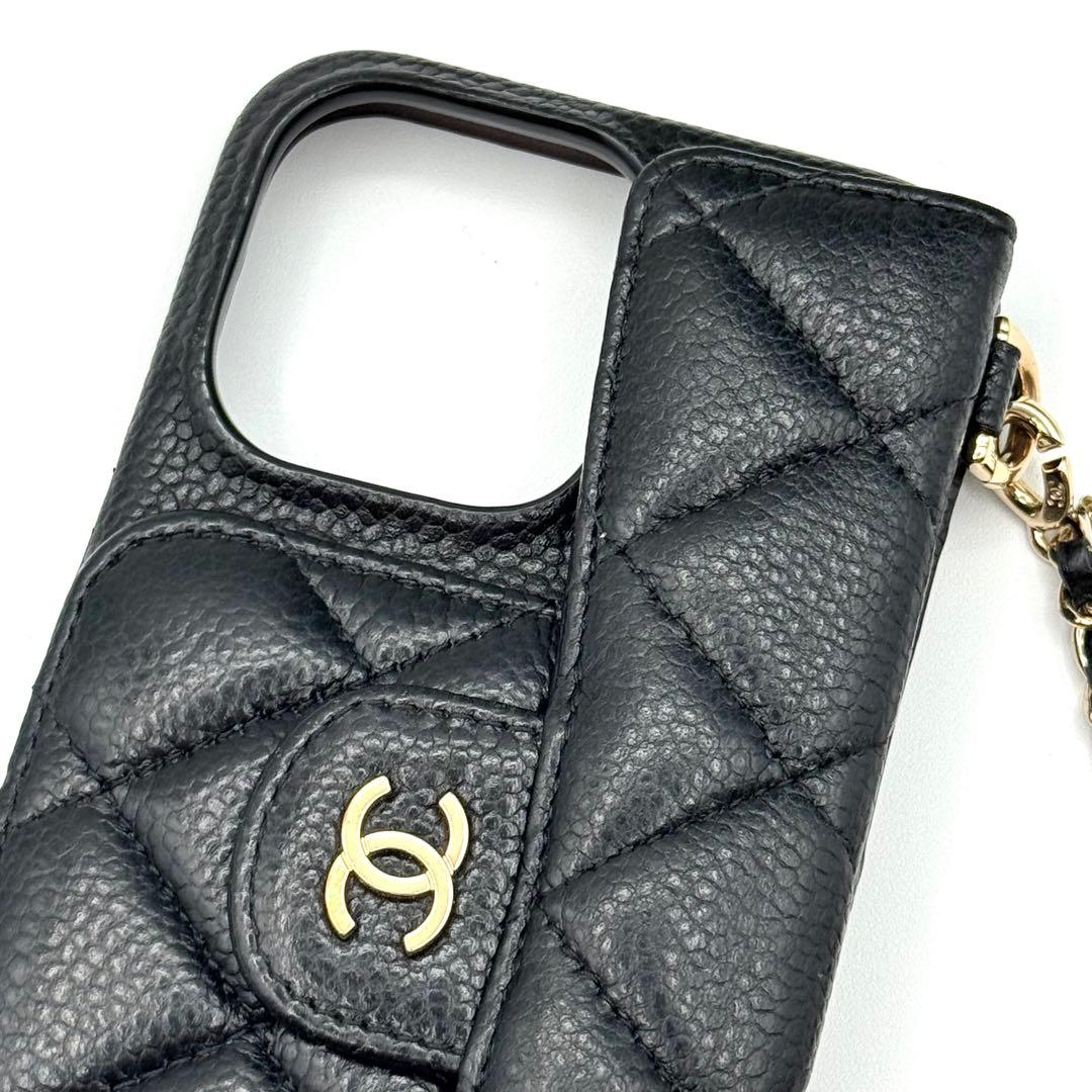 シャネル iPhone15Pro MAX キャビアスキン スマホケース 0952