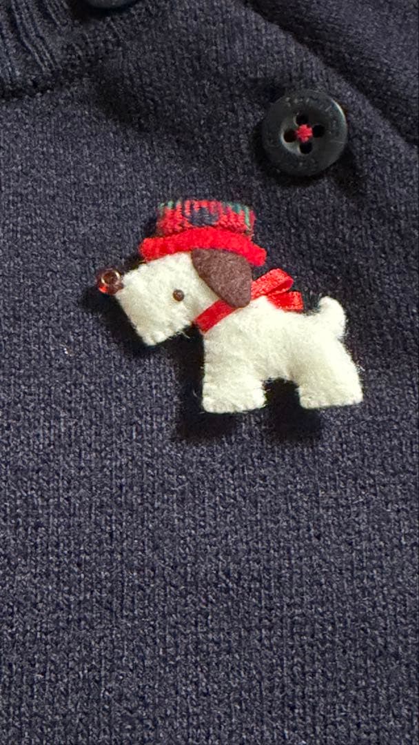 ファミリア　ネイビーのニットワンピース