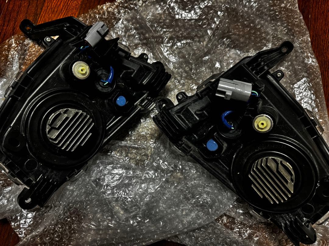 50プリウス前期純正フォグユニット