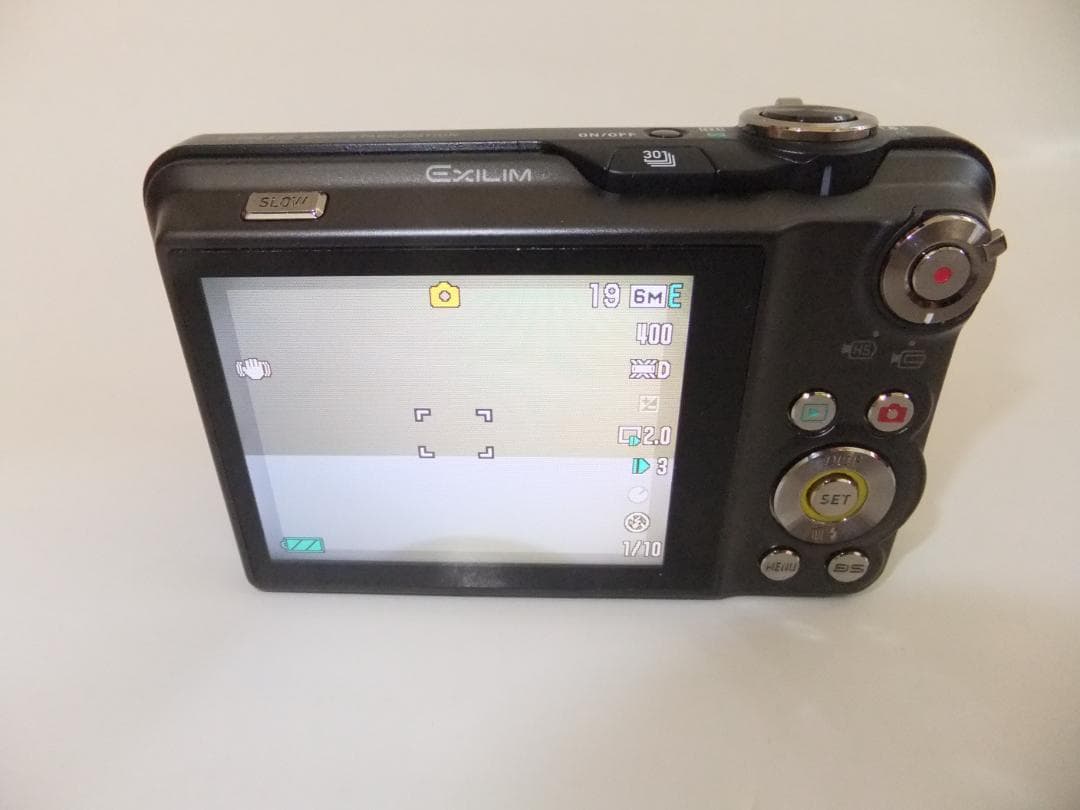 CASIO EXILIM EX-FC100 コンパクトデジタルカメラ