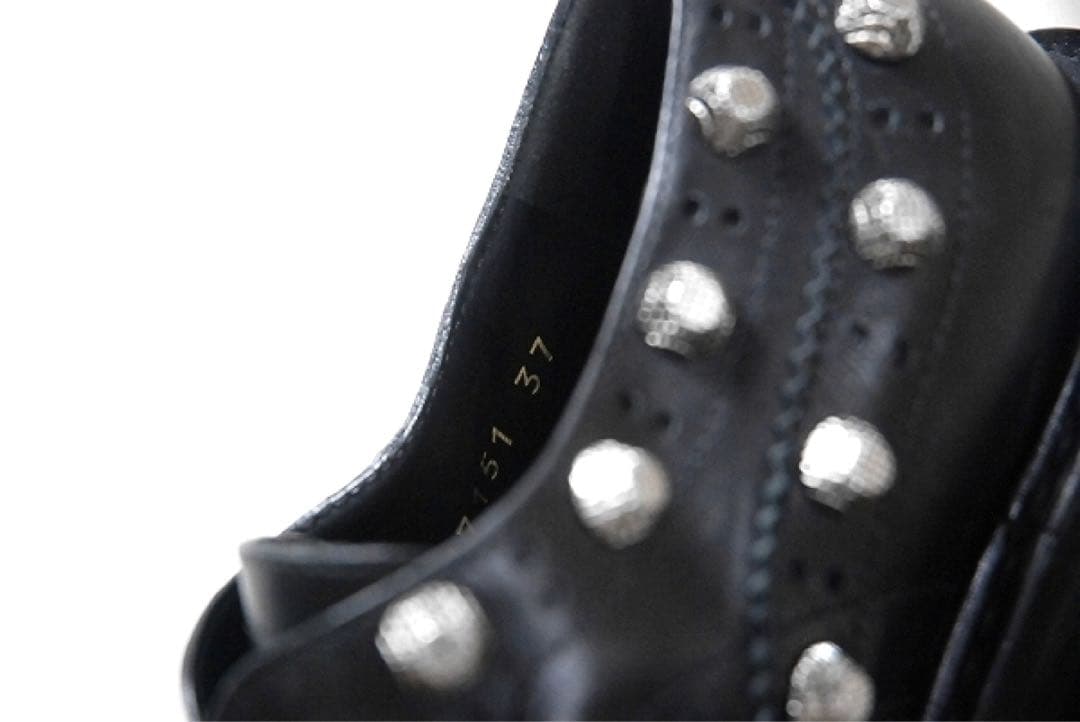 BALENCIAGA（バレンシアガ） ブラックレザー スタッズ ドレスシューズ