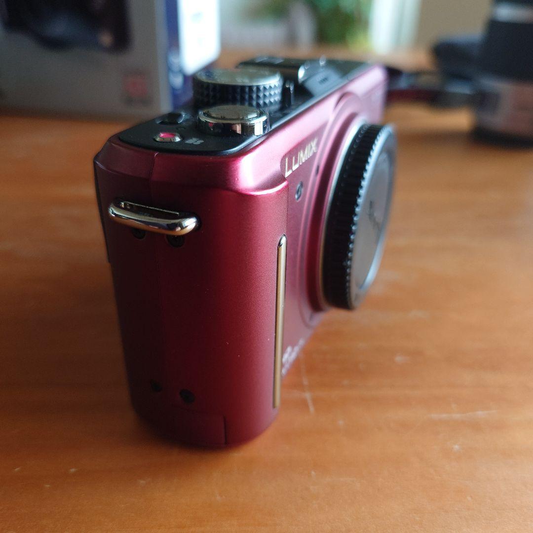 K*S様 Panasonic LUMIX DMC-GF1ボディ/パンケーキ&望遠