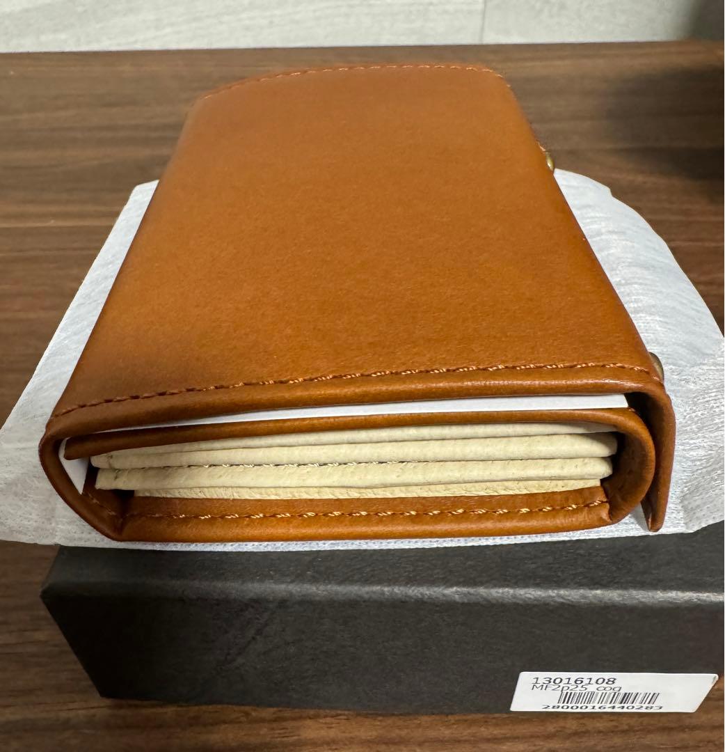 m+ エムピウ millefoglie II P25 コニャック