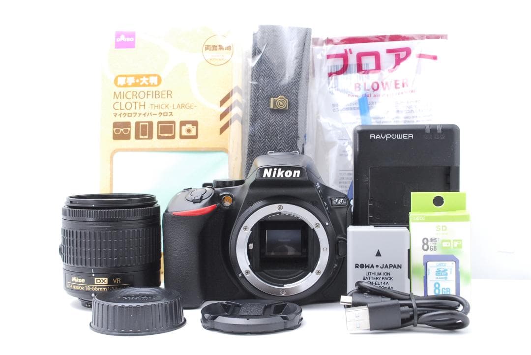 【使用感極少美品】Nikon D5600　WiFiモデル　スマホ転送　自撮りOK