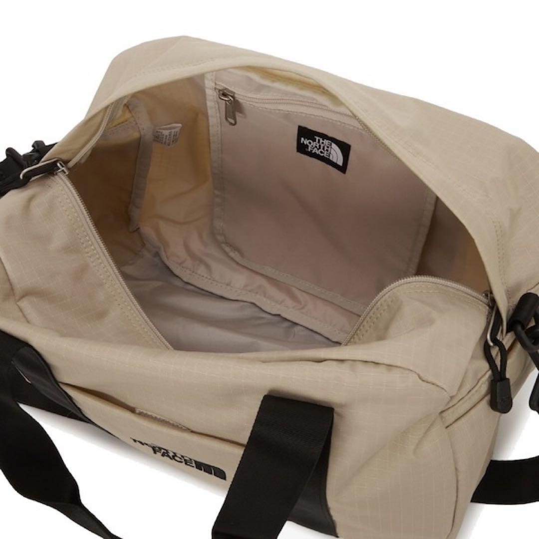 新品タグ付◻️ノースフェイス　ボストンバッグ　ショルダーバッグ鞄ダッフルバッグ