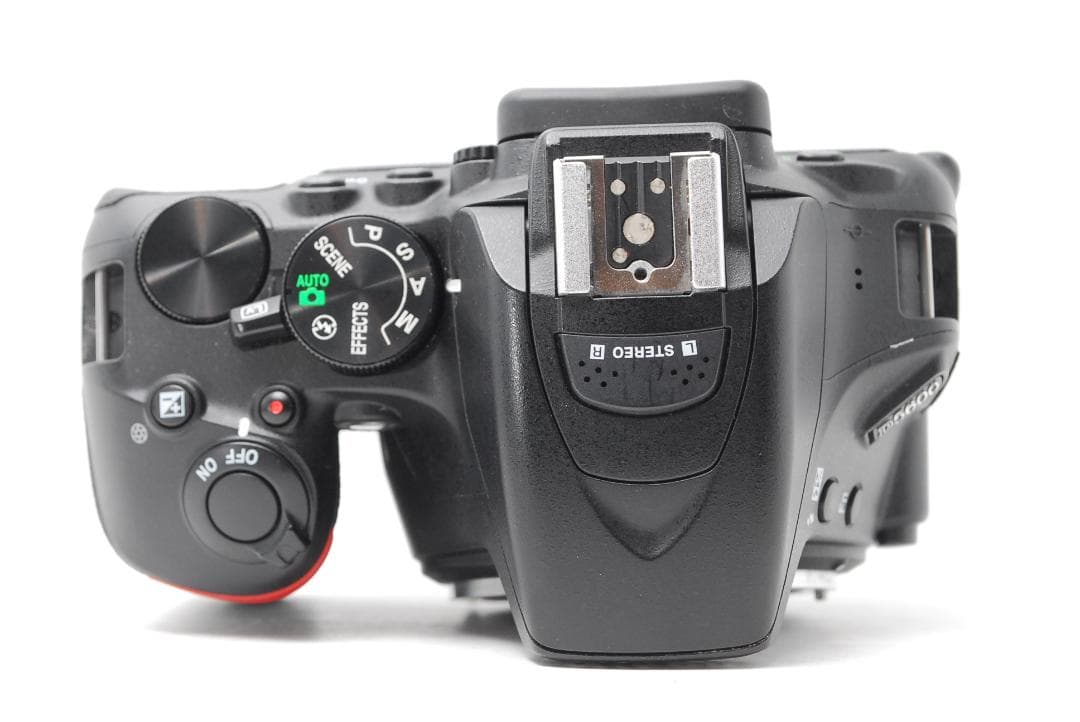 【光学・液晶　極美品】Nikon D5600　WiFiモデル　スマホ転送