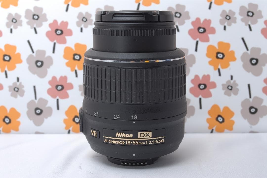 ❤Nikon D5200❤S数5572回！❤すぐ使えるセット❤スマホ転送OK❤