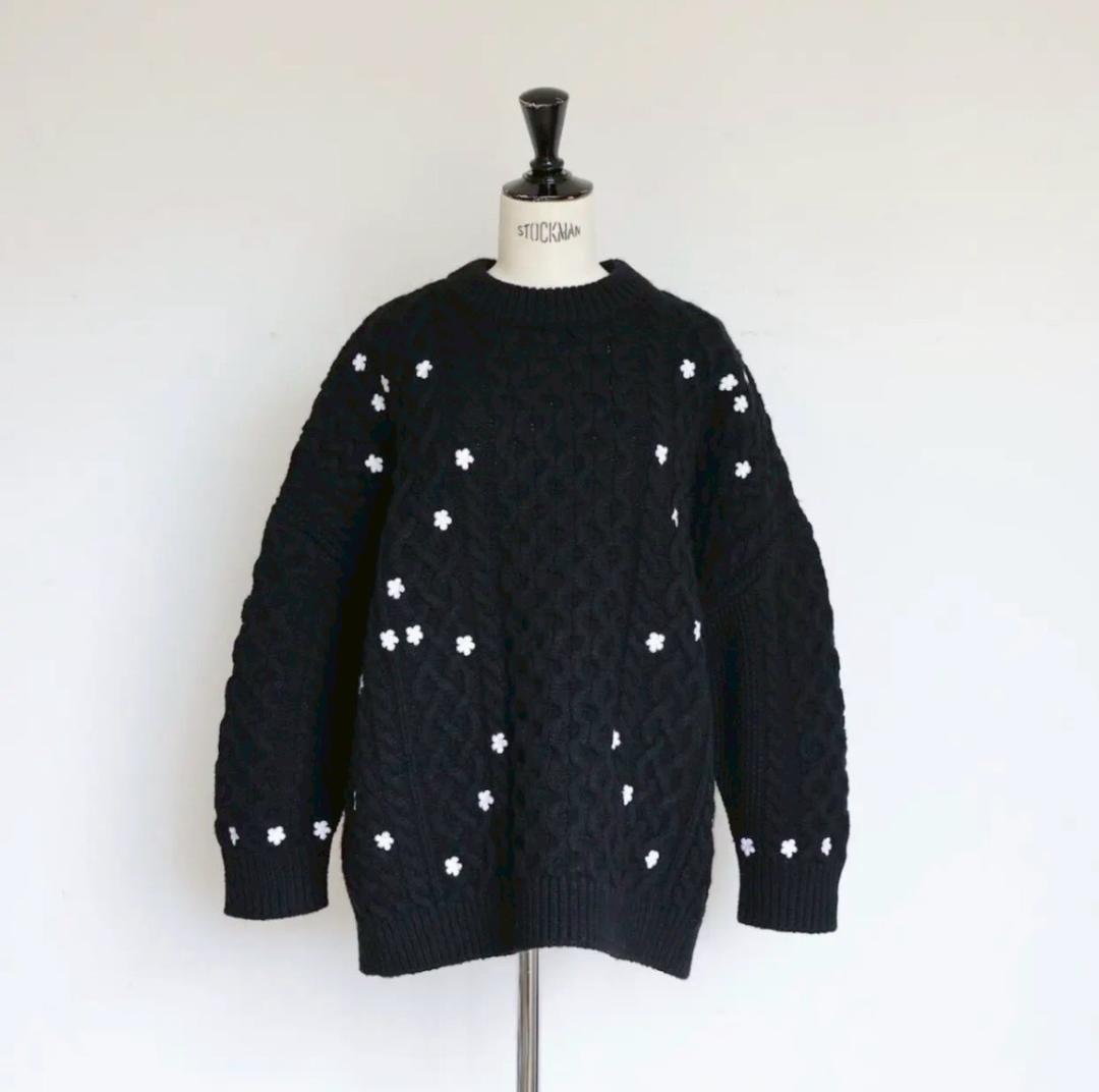 ジプソフィア　gypsohila フローラルケーブルニット