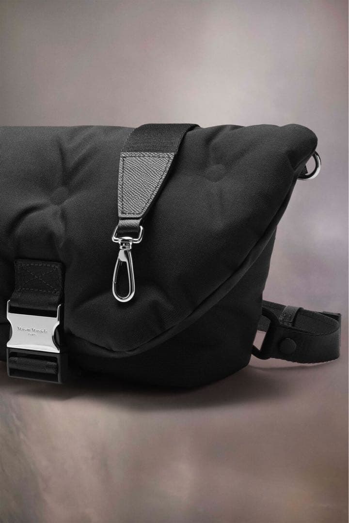即日発送 Maison Margiela ブラックメッセンジャーバッグ 未使用