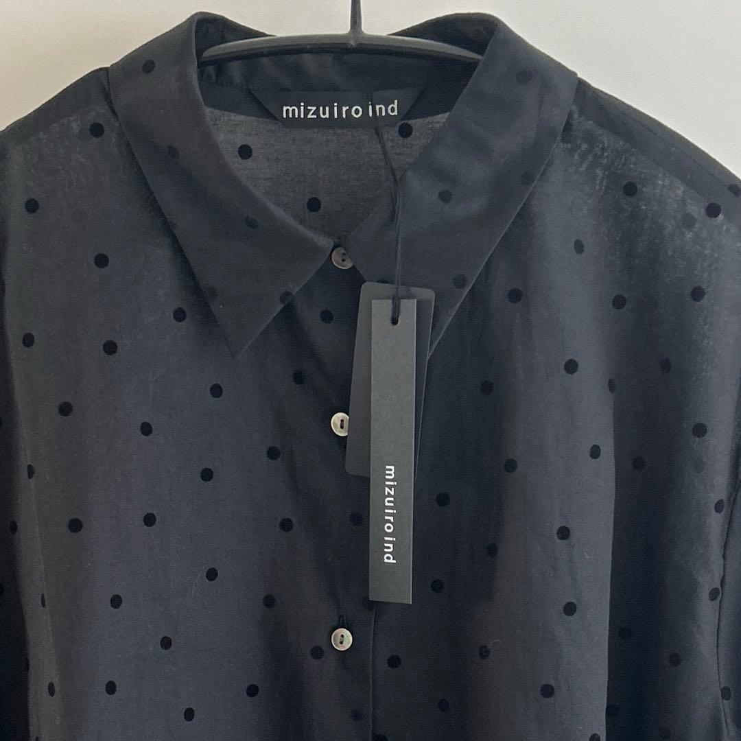 mizuiro ind フロッキードットプリントシャツ / ブラック