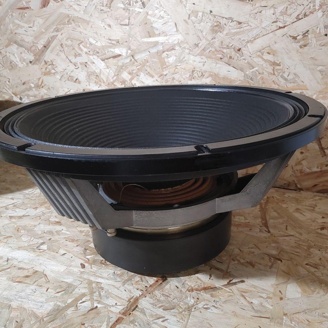 ①Z-DRIVE　TOA 46cmウーハーユニット(後日ダブルウーハーで出品)