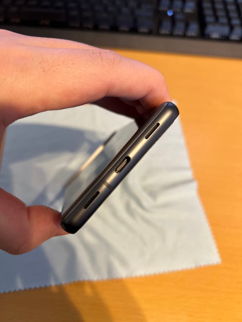 Google Pixel 7a チャコール 本体 フィルムケースセット