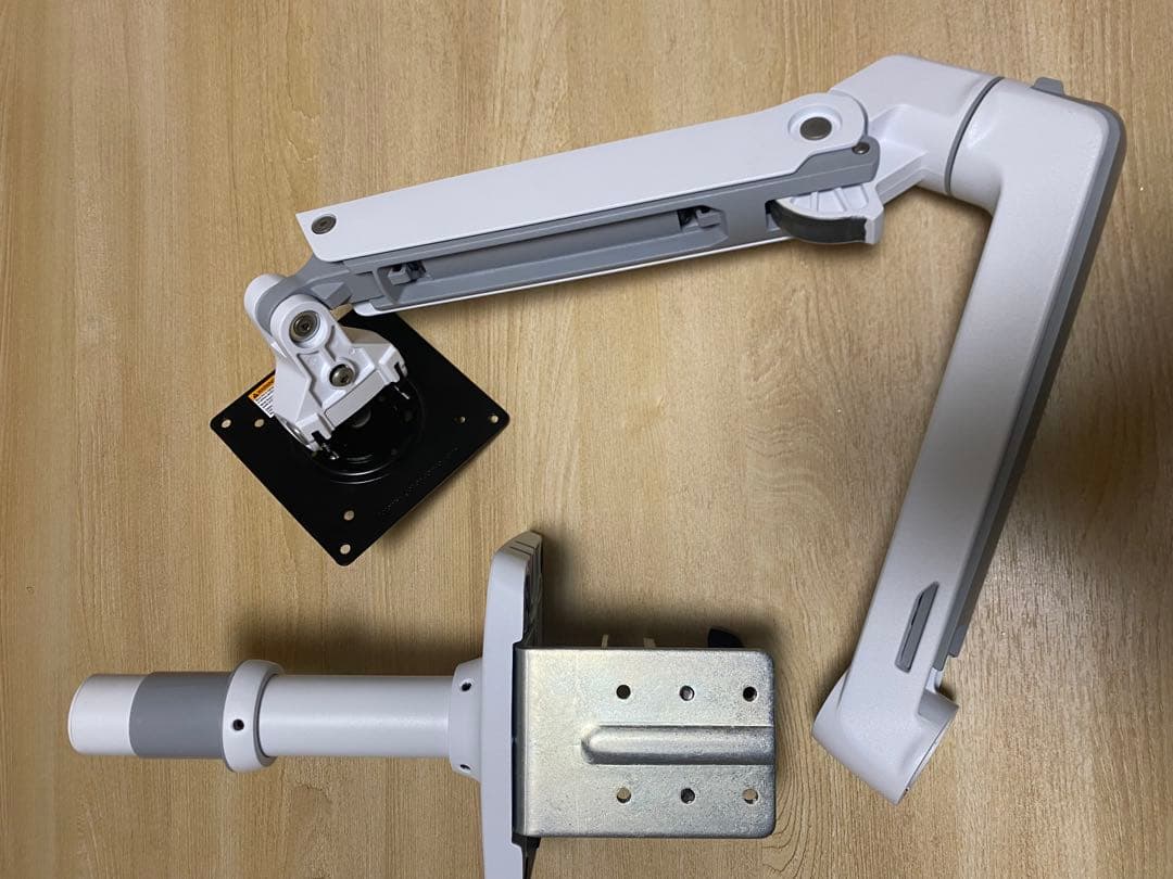 【美品】Ergotron LX モニターアーム ホワイトVESA対応