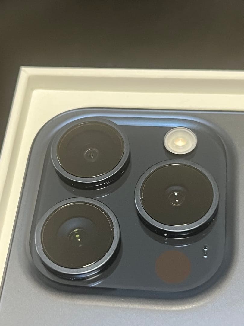 iPhone 15 Pro 256gb ブルーチタニウム (Apple)