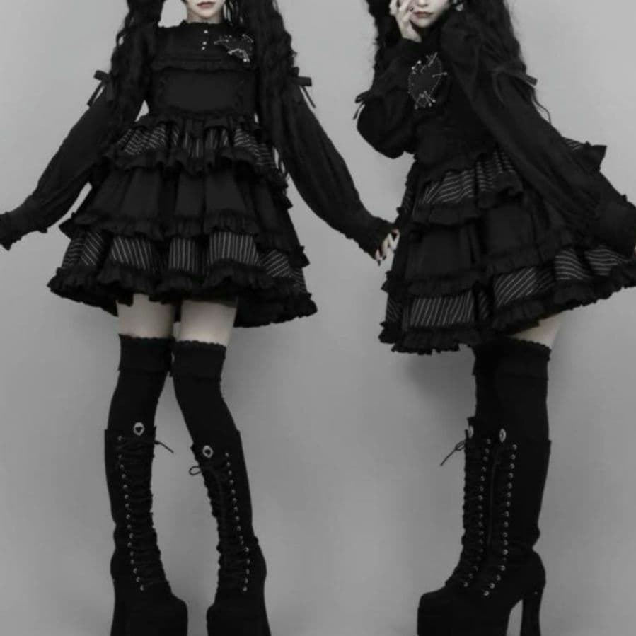 正規品 DimMoire フリルに埋もれて見る悪夢ドレスワンピース