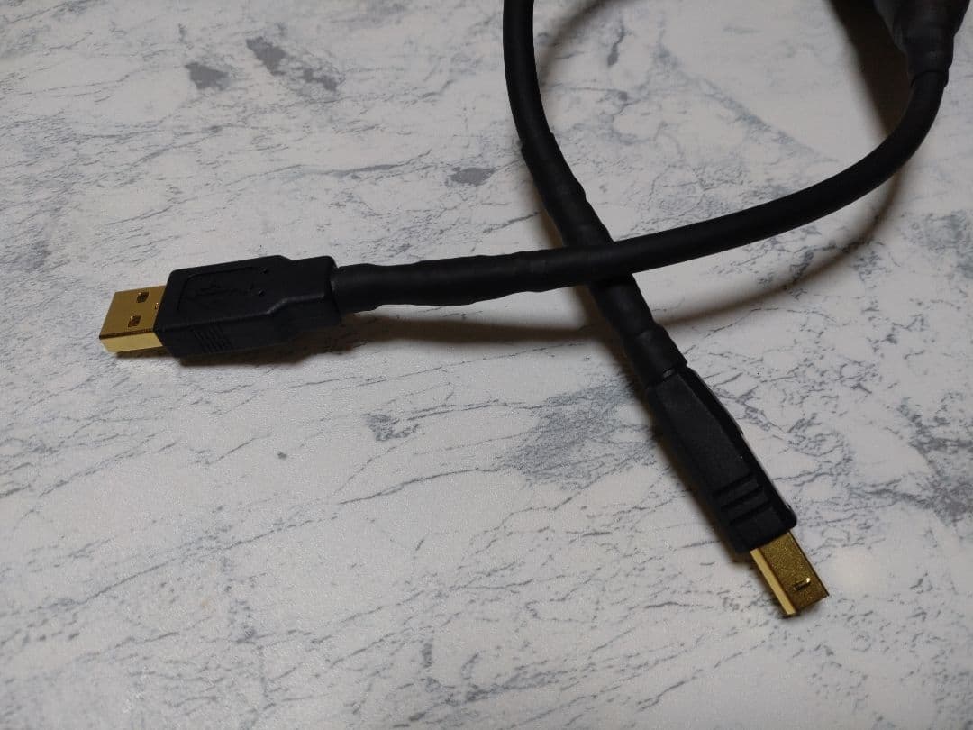 【最新作】オーディオ用　420段式カタパルト搭載　USBケーブル A-B 1m
