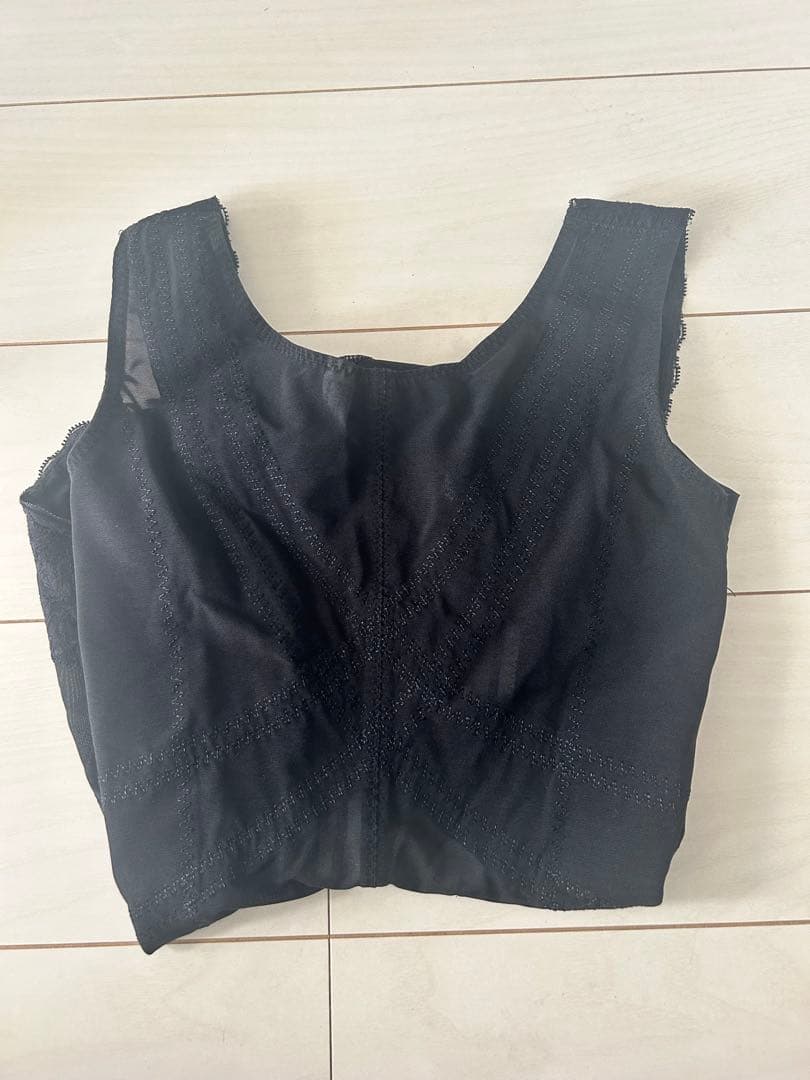 超美品　グラントイーワンズ　骨盤矯正　ビスチェ　残り一点限り　早い者勝ち　75M