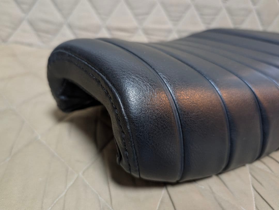 ボンネビル JPビンテージ製 定価68000円 T100 T120 水冷用