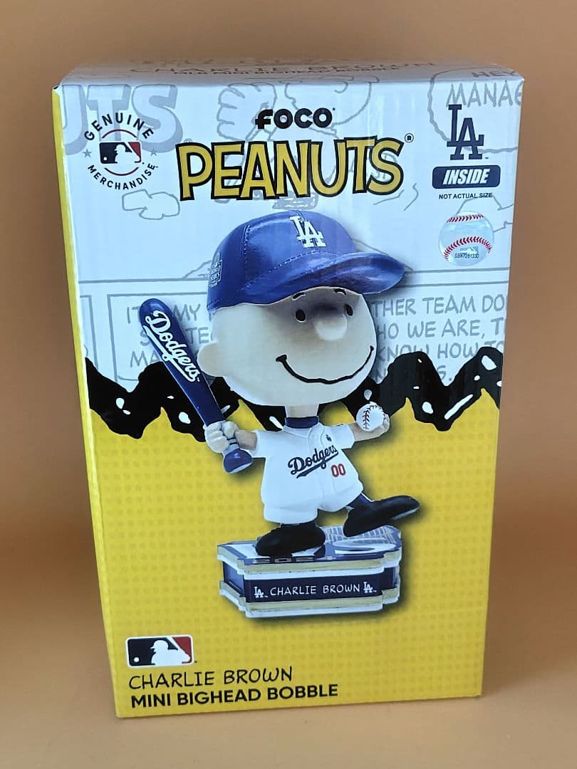 世界限定150個!! ロサンゼルス・ドジャース チャーリー・ブラウンボブルヘッド