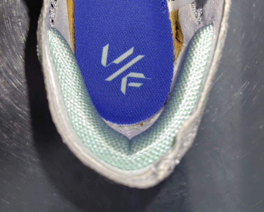 【超人気♕完売モデル✨】ナイキズームXヴェイパーフライ3“27cm