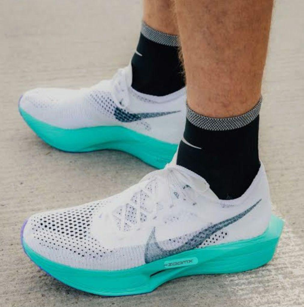 【超人気♕完売モデル✨】ナイキズームXヴェイパーフライ3“27cm