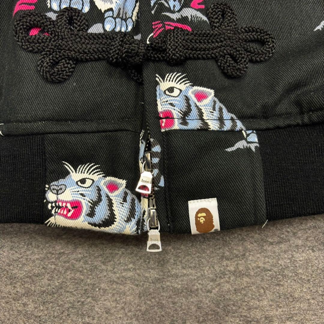 アベイシングエイプ 総柄 虎 チャイナジャケット ブルゾン スタジャン 希少