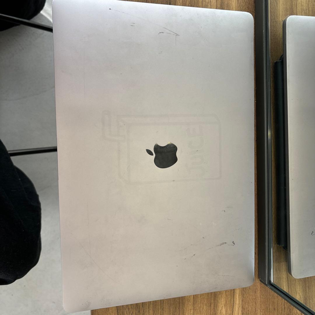 Apple MacBook Pro 2017 シルバー 本体