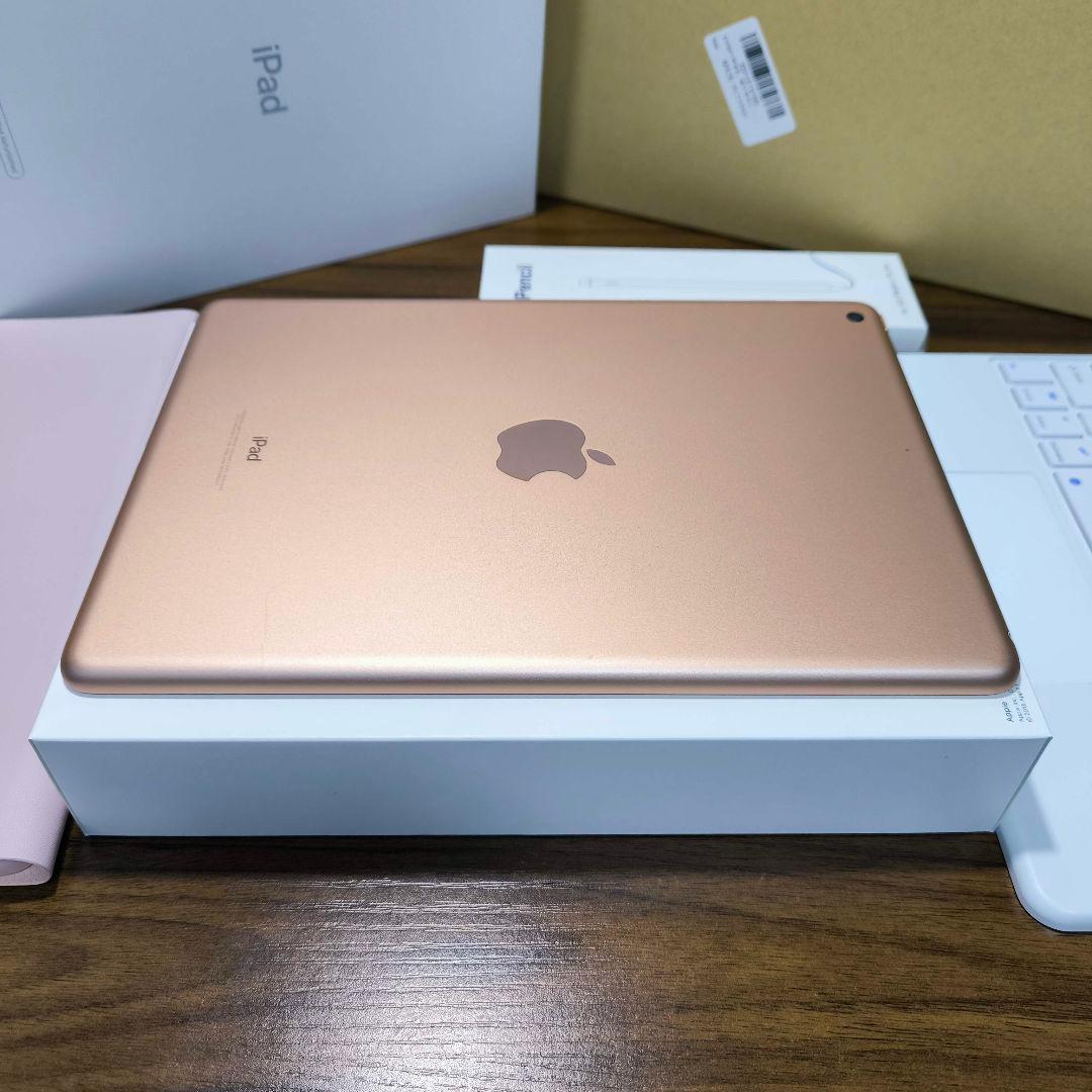 iPad 第6世代 Wi-Fi128GB ケースとキーボードセット、タッチペン