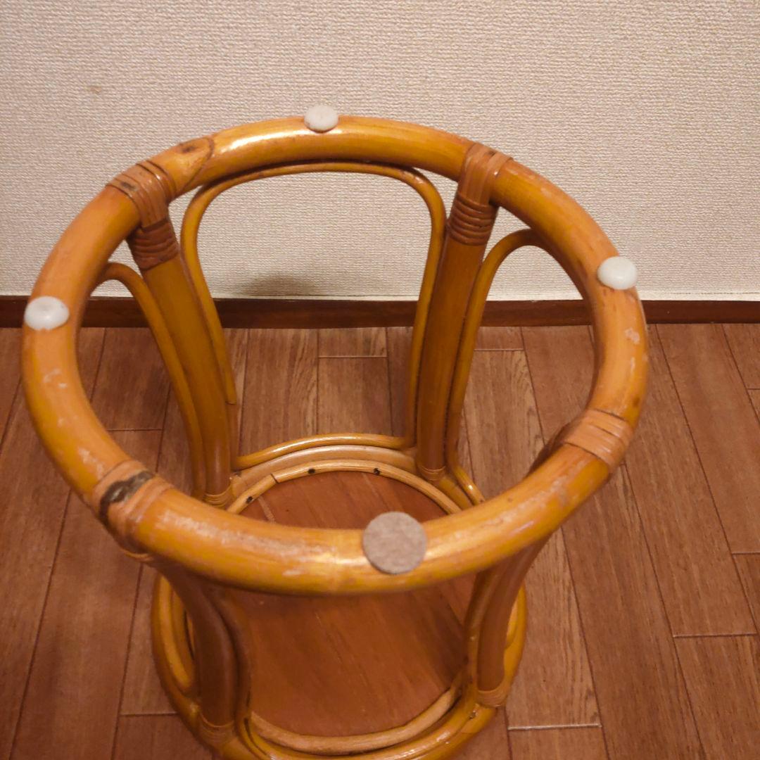 ラタンドレッサー