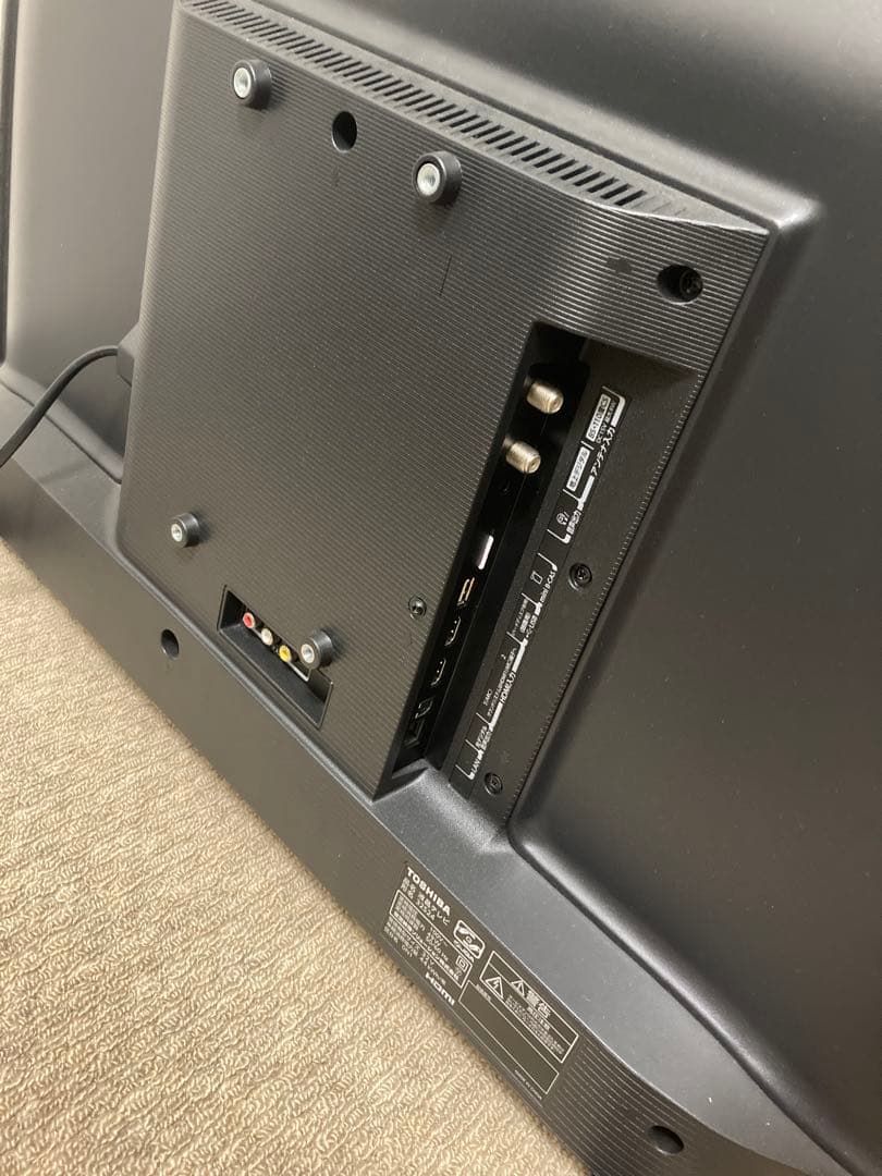 TOSHIBA 2022 年製 32型 液晶テレビ32S2