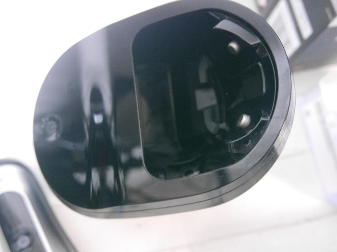 【替刃新品】Braun Series 8 メンズ電気シェーバー　洗浄機付き