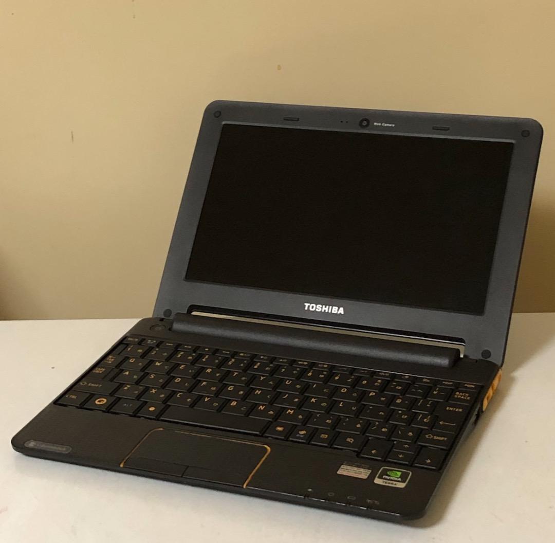 東芝 ダイナブック dynabook AZ 10.1 インチ 薄型 軽量