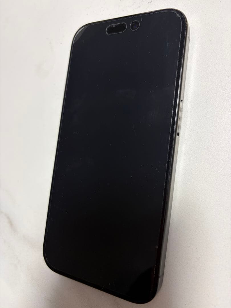 iPhone 15 Pro ブラック