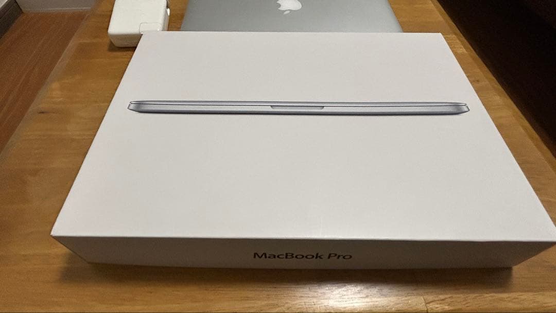 （美品）MacBook Pro (Late 2012)充放電31回、箱付き