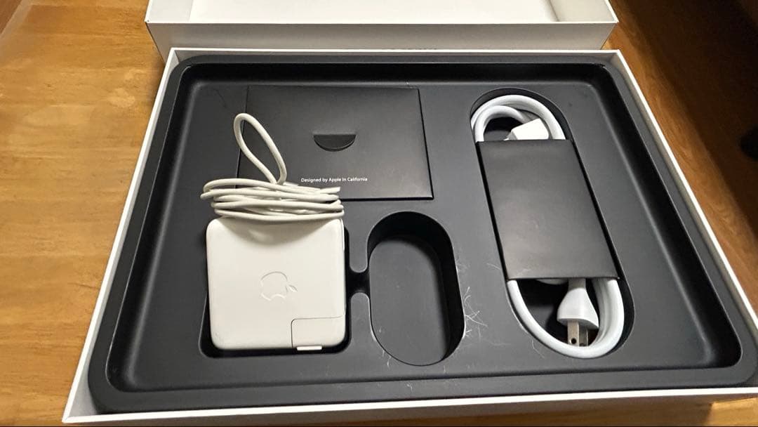 （美品）MacBook Pro (Late 2012)充放電31回、箱付き