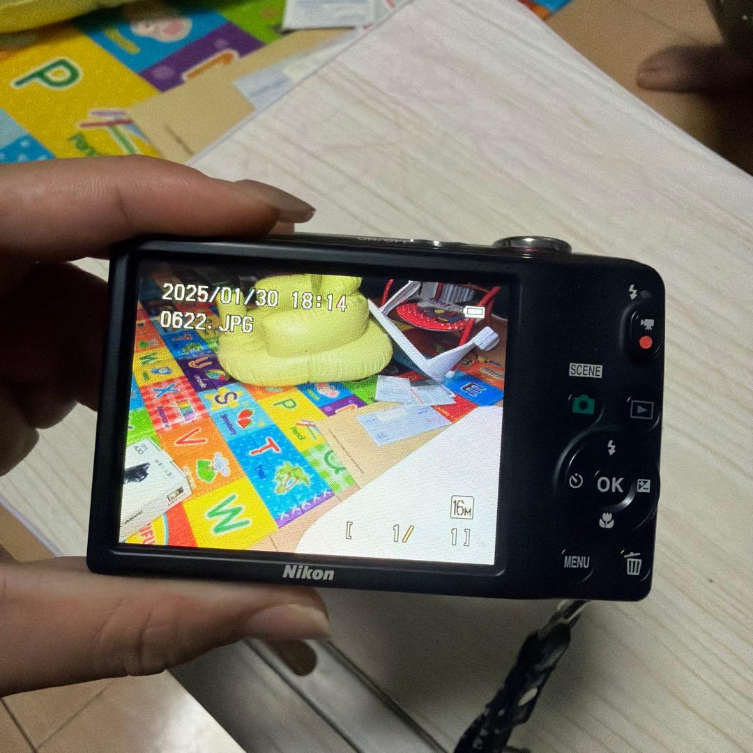 Nikon COOLPIX L26 赤