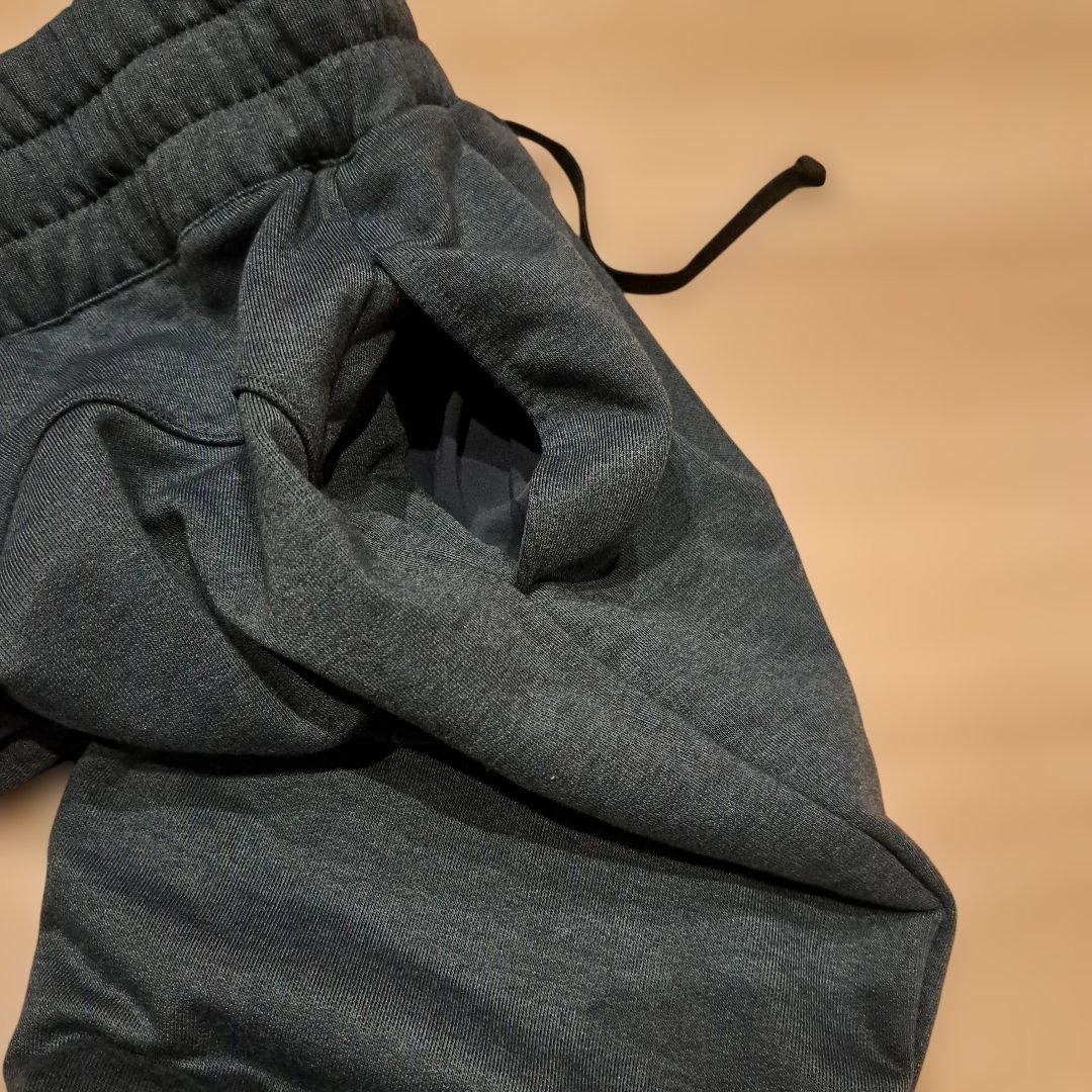 On running ¥29160 XS ネイビー フーディー 　セットアップ