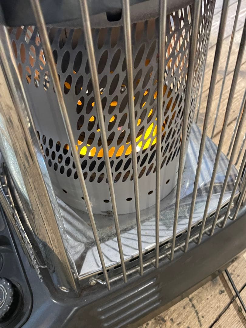 【DAINICHI/ダイニチ】石油ストーブ　FM-102F 生活家電　暖房器具