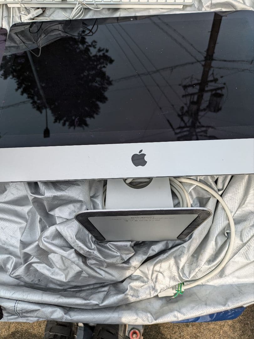 Apple iMacキーボードやマウス付き２台セット