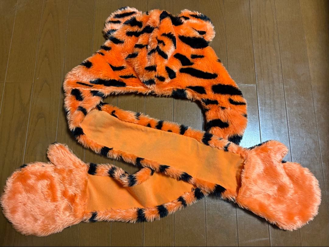 値下げしました！！マフラーキャップ ティガー